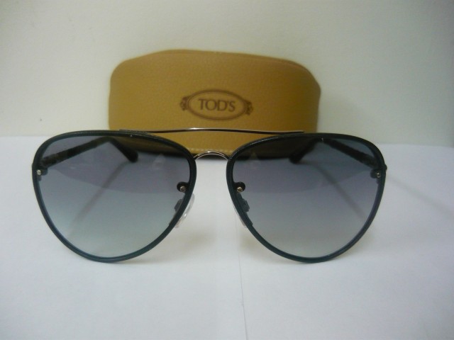 TODS SUNGLASSES TO0130 01B