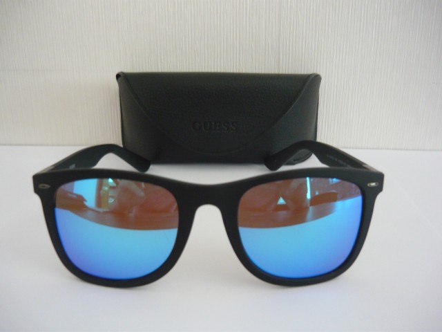 Guess Sonnenbrille GU4005-D 5502X
