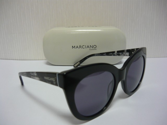 Guess by Marciano Sunglasses GM0760 01C 54 