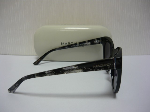 Guess by Marciano Sunglasses GM0760 01C 54 